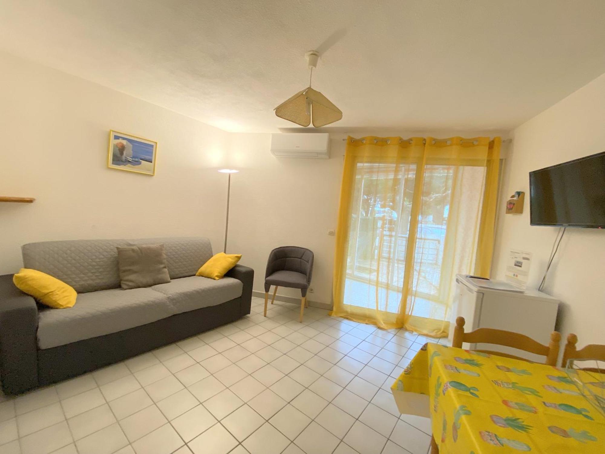 Sol-Y-Days Mathilde, Agreable Appartement En Rez-De-Jardin Avec Parking Et Un Acces Direct A La Plage Le Grau-du-Roi Eksteriør bilde